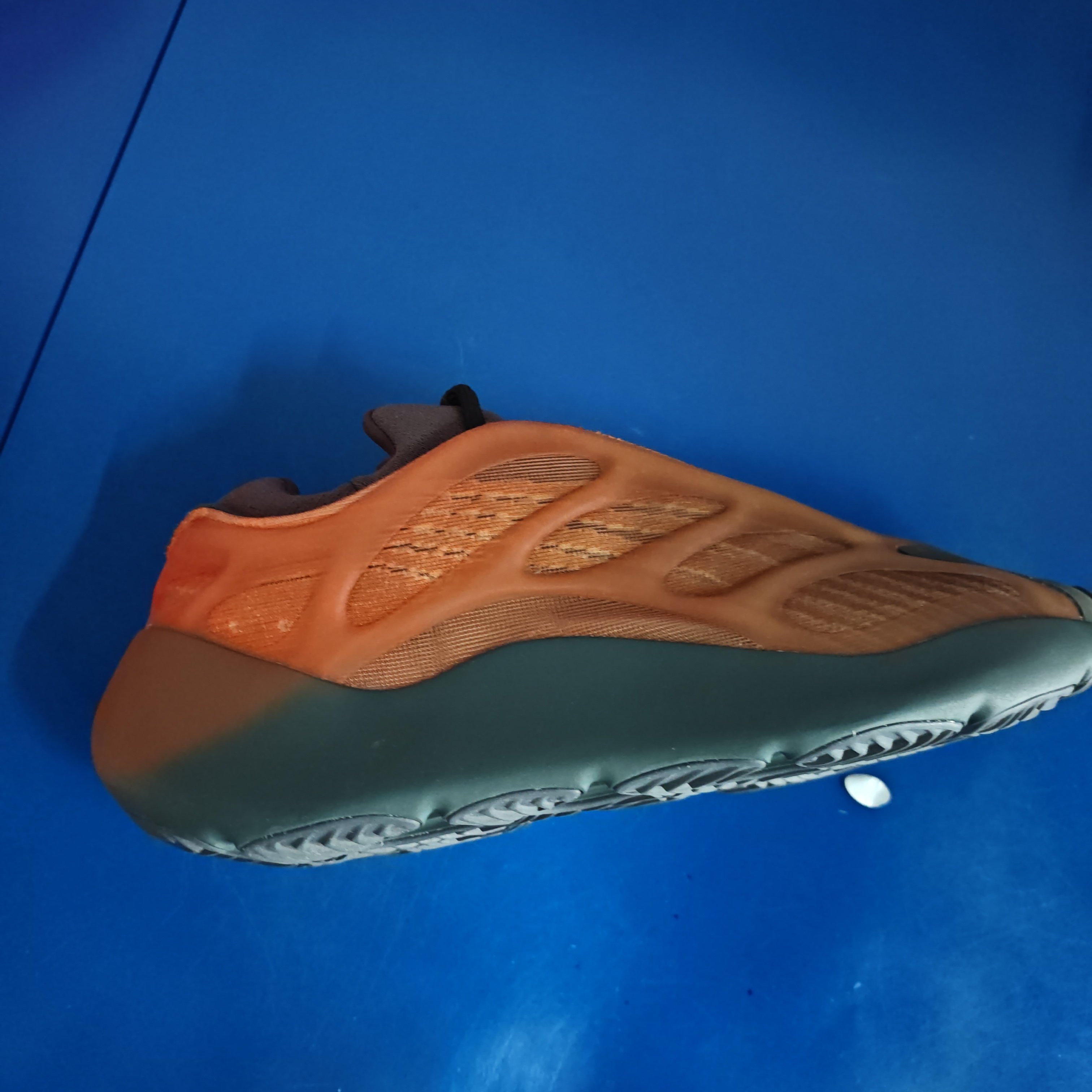 700v3 clay brown