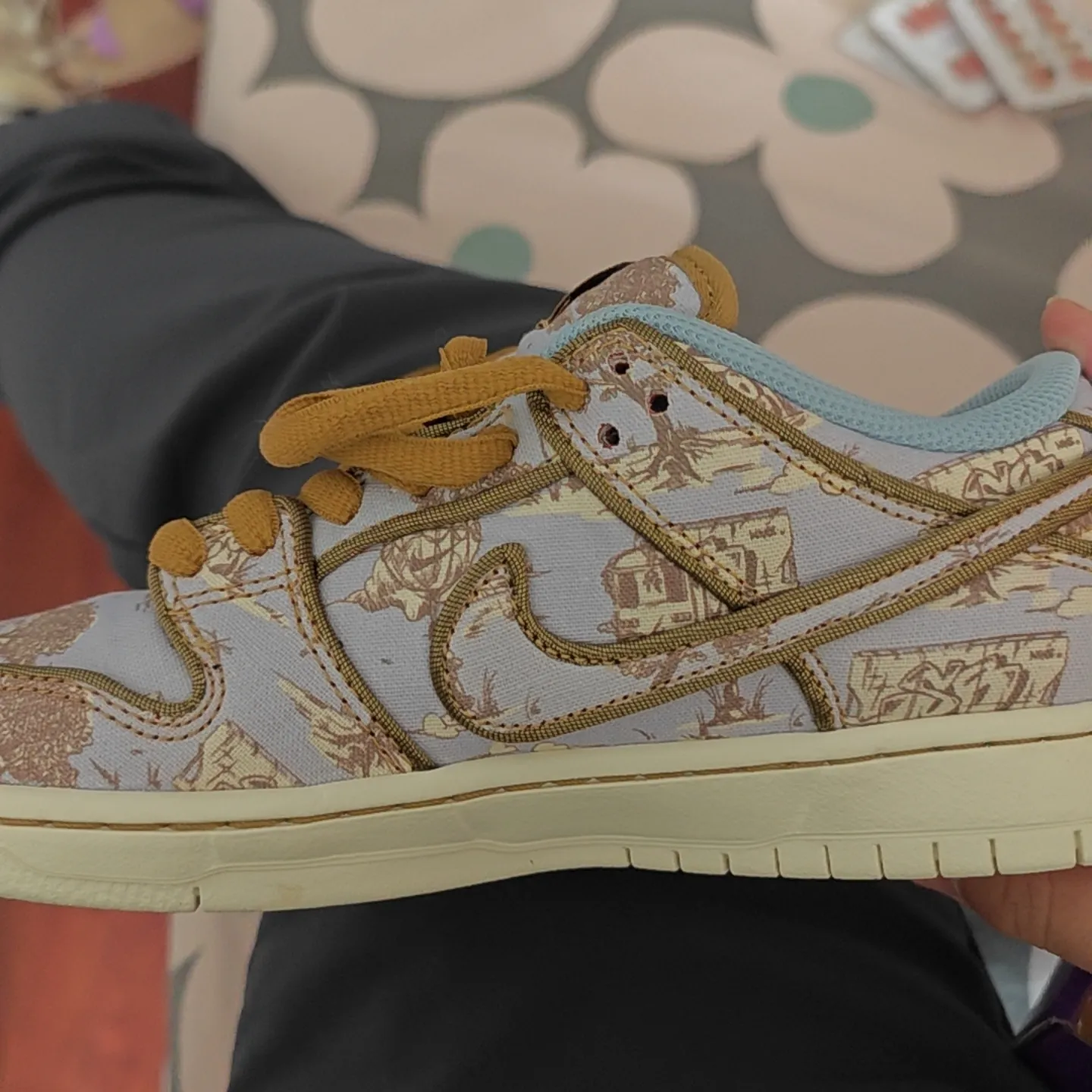 POIZON