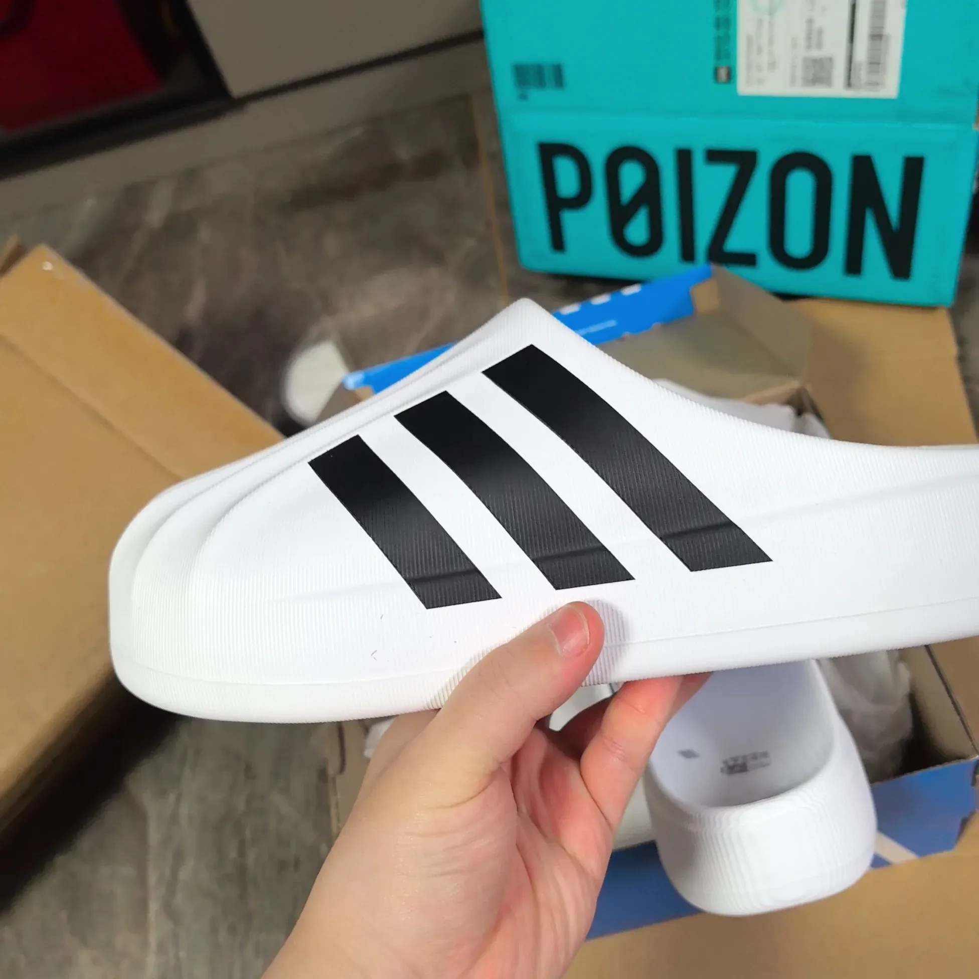 POIZON