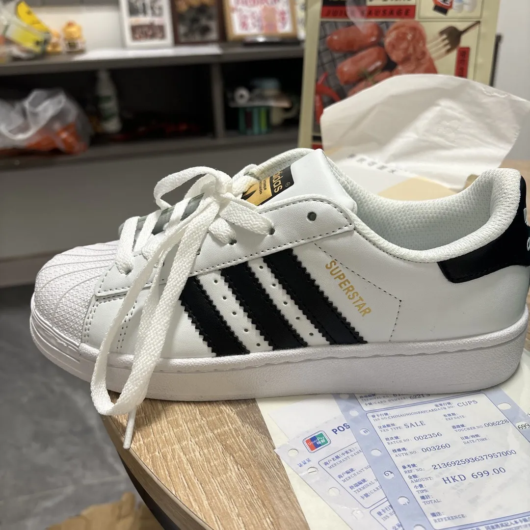 adidas gazelle silver green womens SUPERSTAR 82, Cloud White / Core Black / Off White – OZNICO main image 0