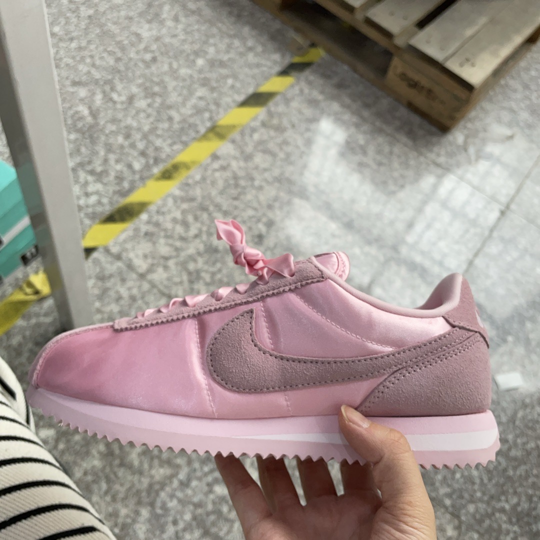 best way to lace nike cortez