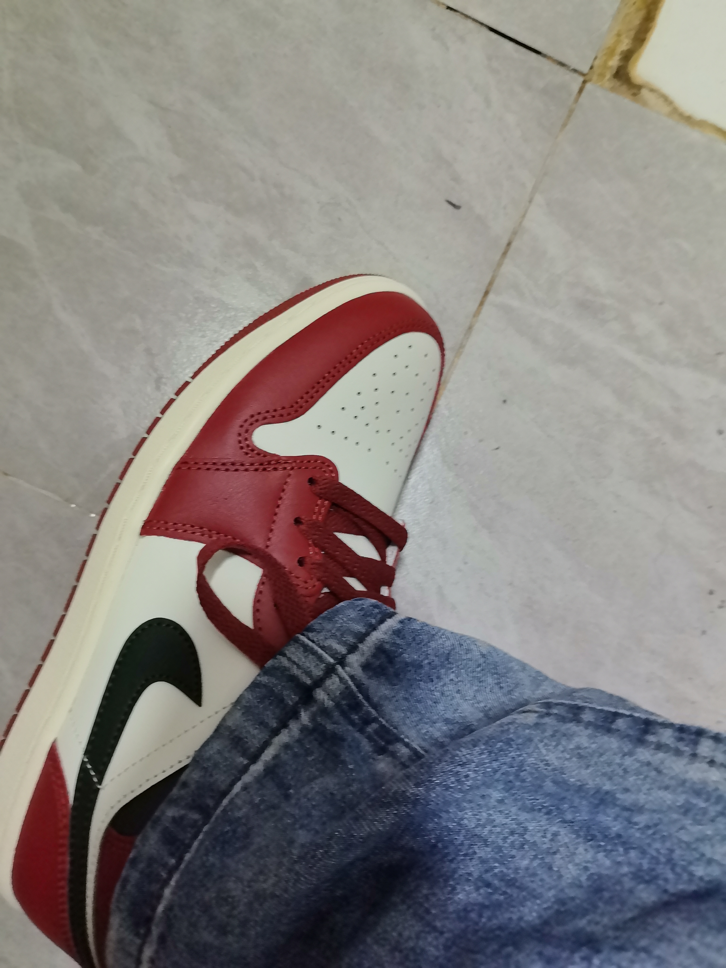 custom review-Jordan Air Jordan 1 MID Топ Винтажные Баскетбольные Кроссовки Унисекс Красный Белый