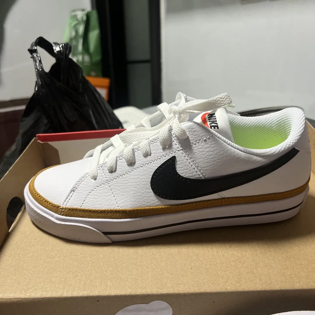 POIZON
