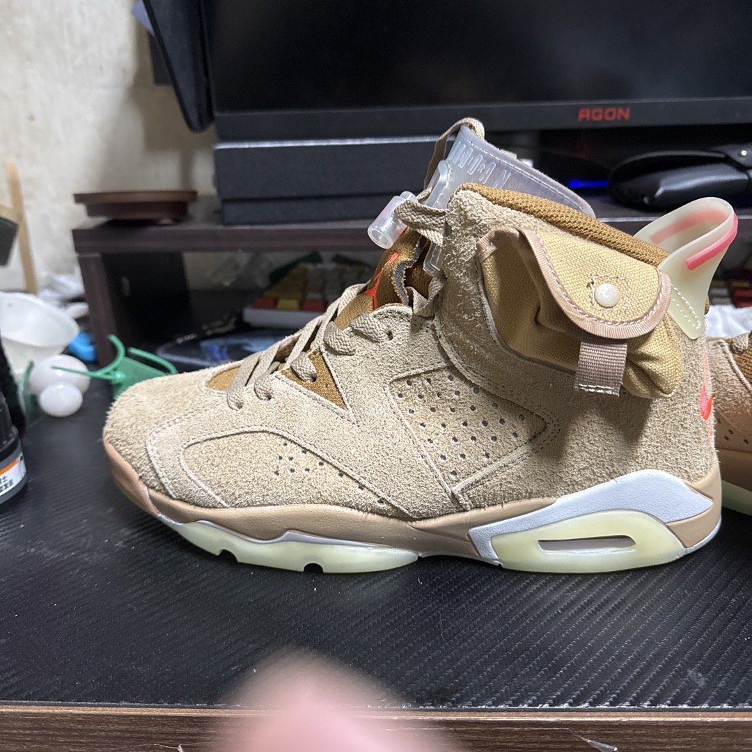 replica travis scott 6