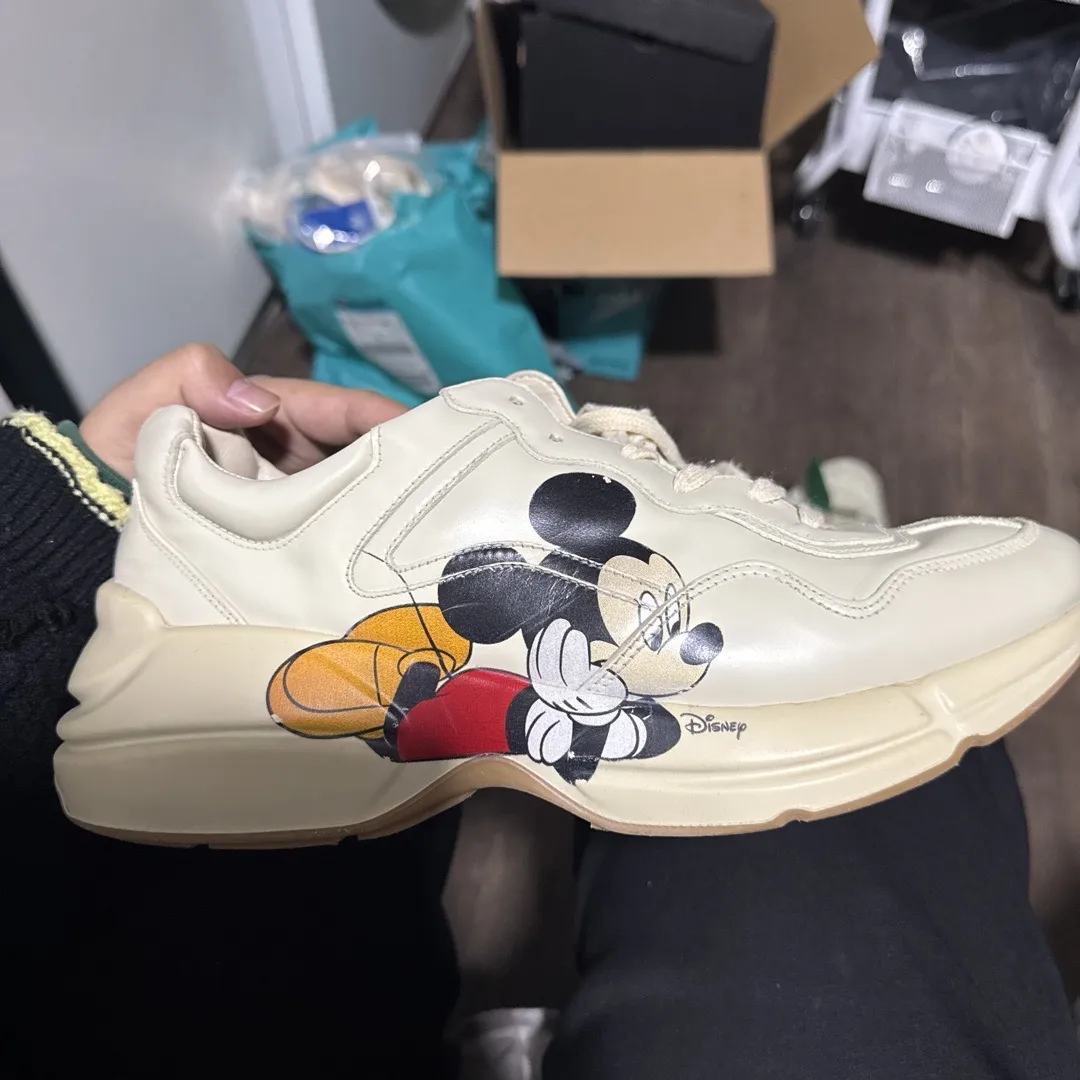 POIZON