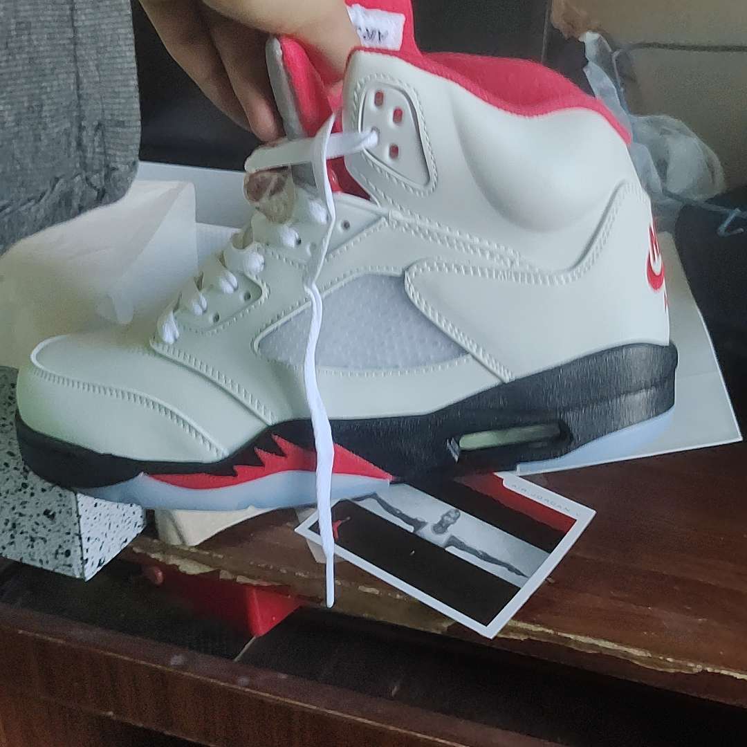 fake jordan 5
