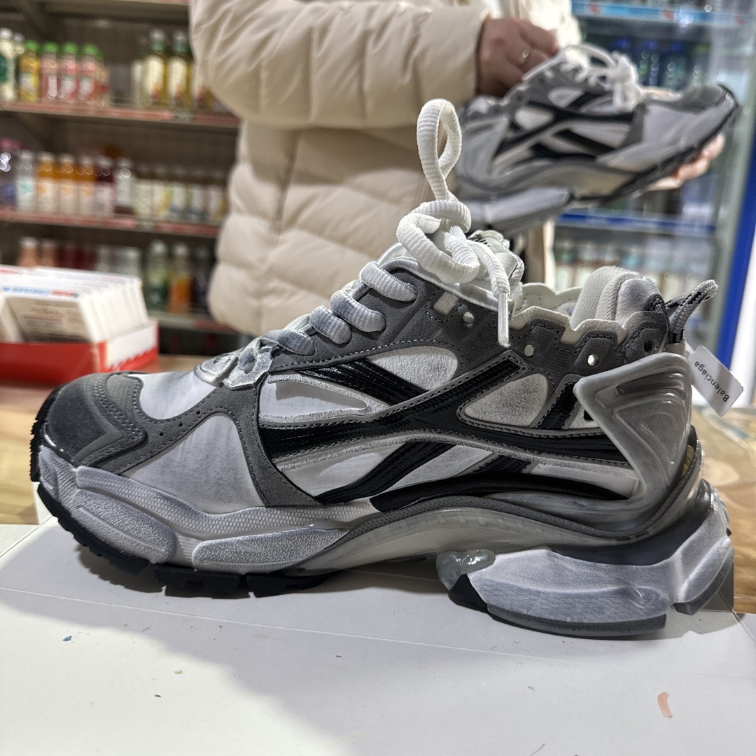 Balenciaga Runners Womens Authenticity Check：Key Points to Check