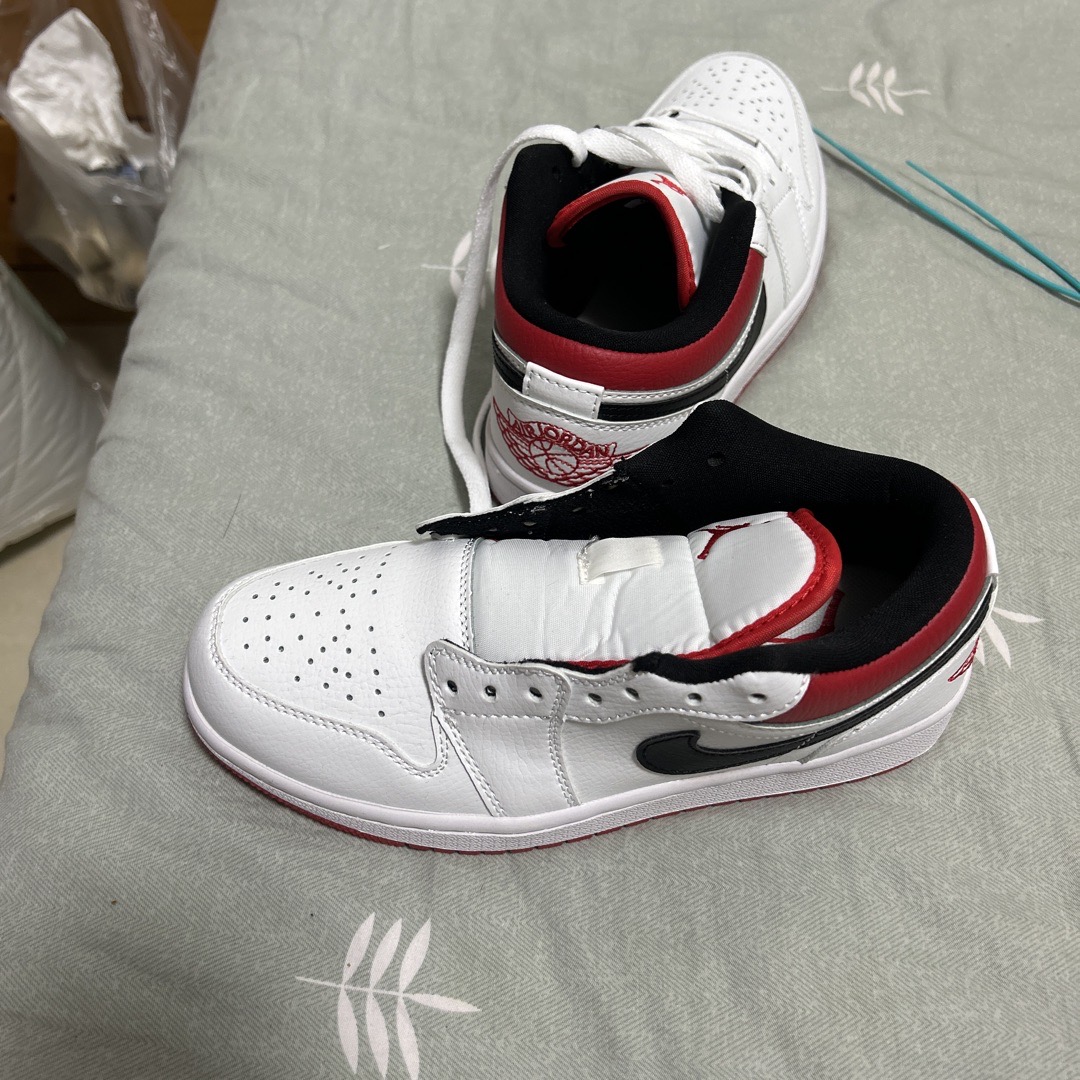 jordan 1 low fake check
