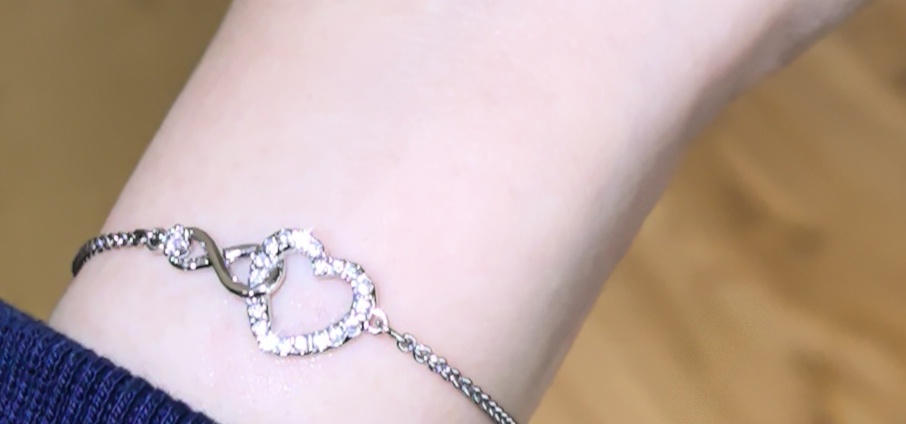 custom review-Swarovski Hyperbola Браслеты Женские Белые