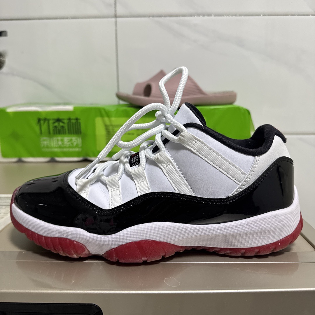 fake jordan 11 concord low