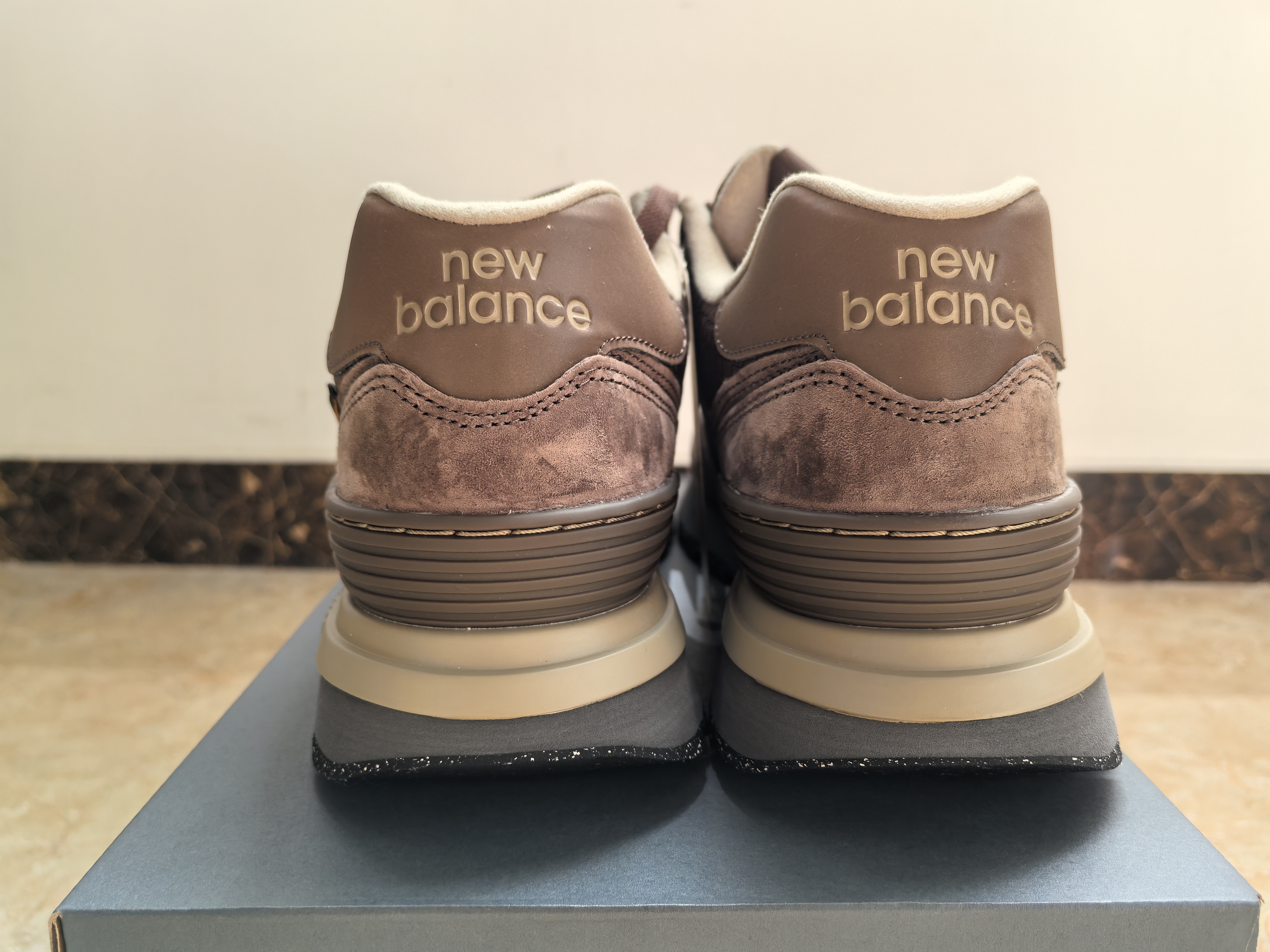 custom review-New Balance NB 574 Устойчивый к истиранию Низкий Топ Повседневная обувь Мужская Серый Коричневый