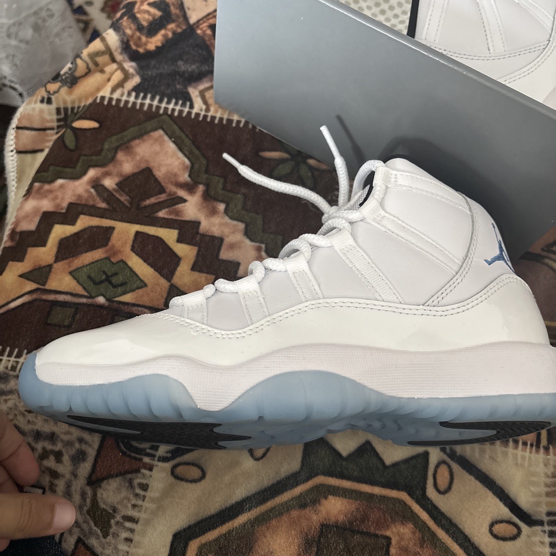 fake legend blue 11