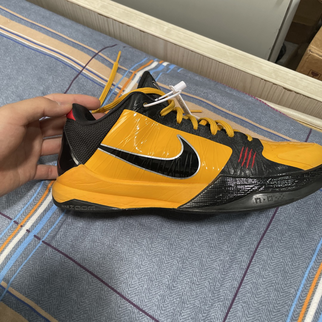 How to Legit Check：Bruce Lee Kobe V (2025) - POIZON