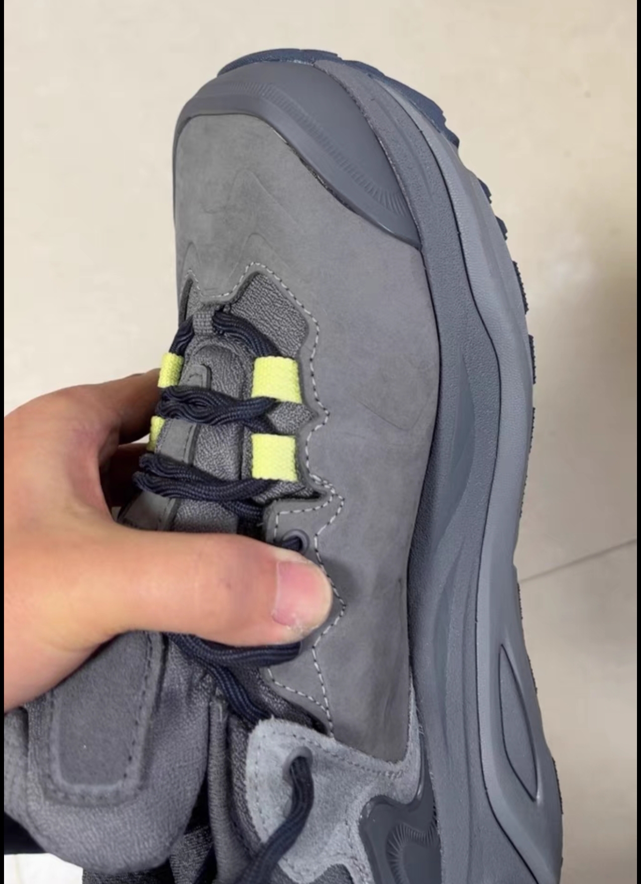 custom review-HOKA ONE ONE Kaha 3 Устойчивый к истиранию Водонепроницаемый и Дышащий Сцепление MID Топ Походная обувь Мужская