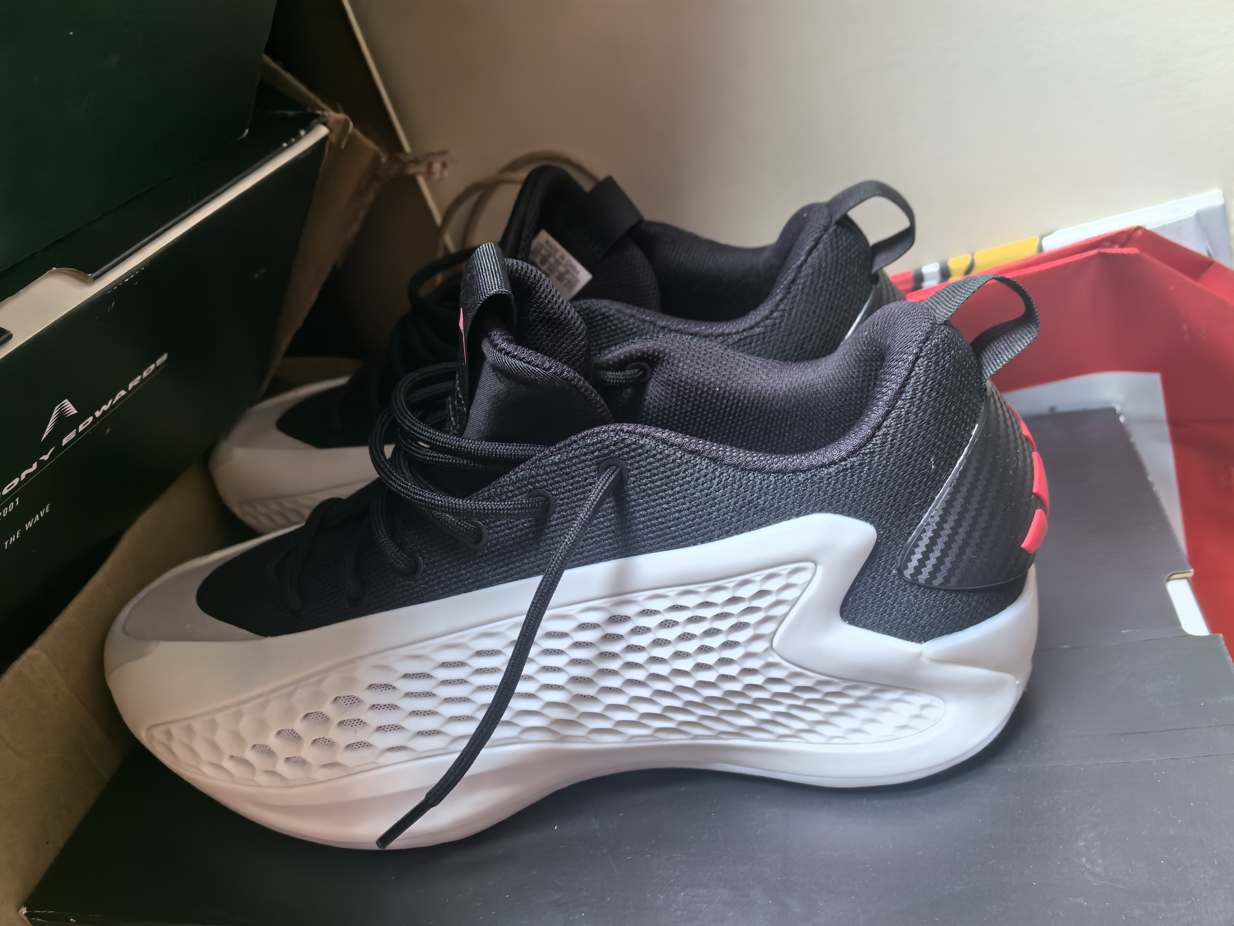custom review-Adidas Slip-resistant Abrasion-resistant Breathable Low-Top Basketball Shoes Men's White Black Red Adidas Противоскользящие Устойчивые к истиранию Дышащие Низкие Баскетбольные Кроссовки Мужские Белый Черный Красный