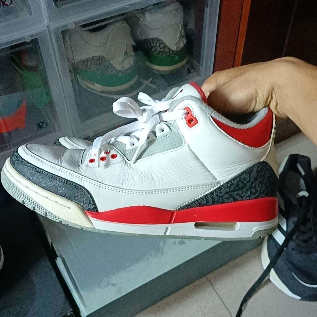 fake jordan 3 fire red