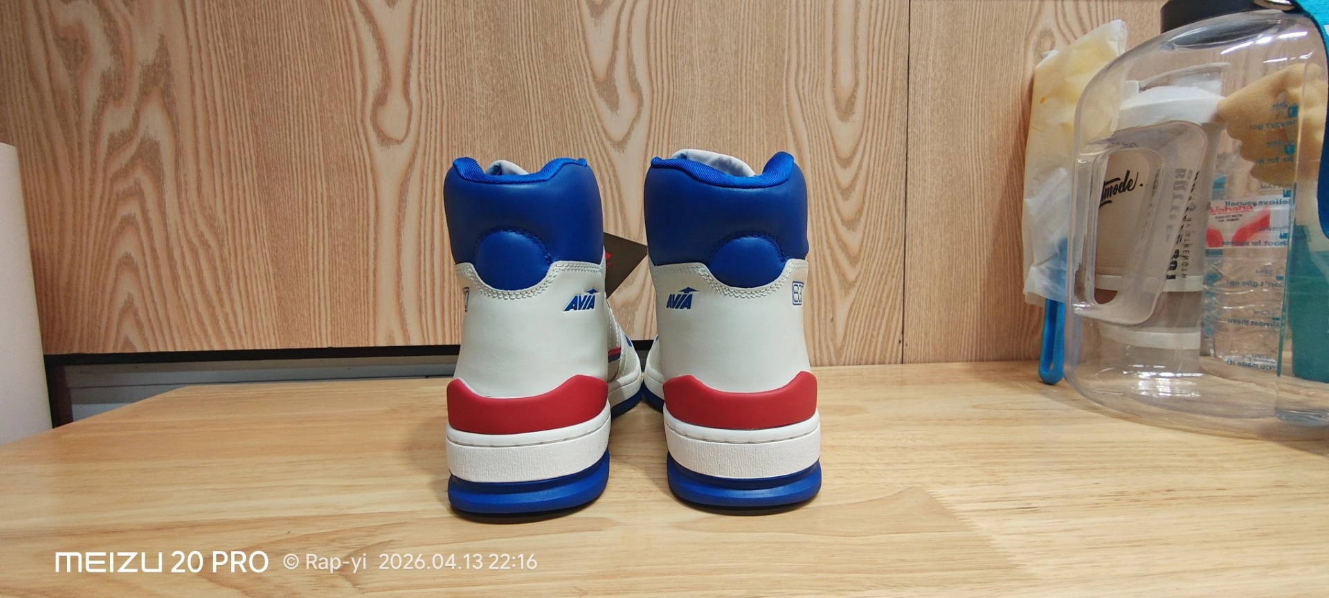 custom review-AVIA 830 Collection Противоскользящие Износостойкие Высокие Баскетбольные Кроссовки Мужские Белые Красные Синие